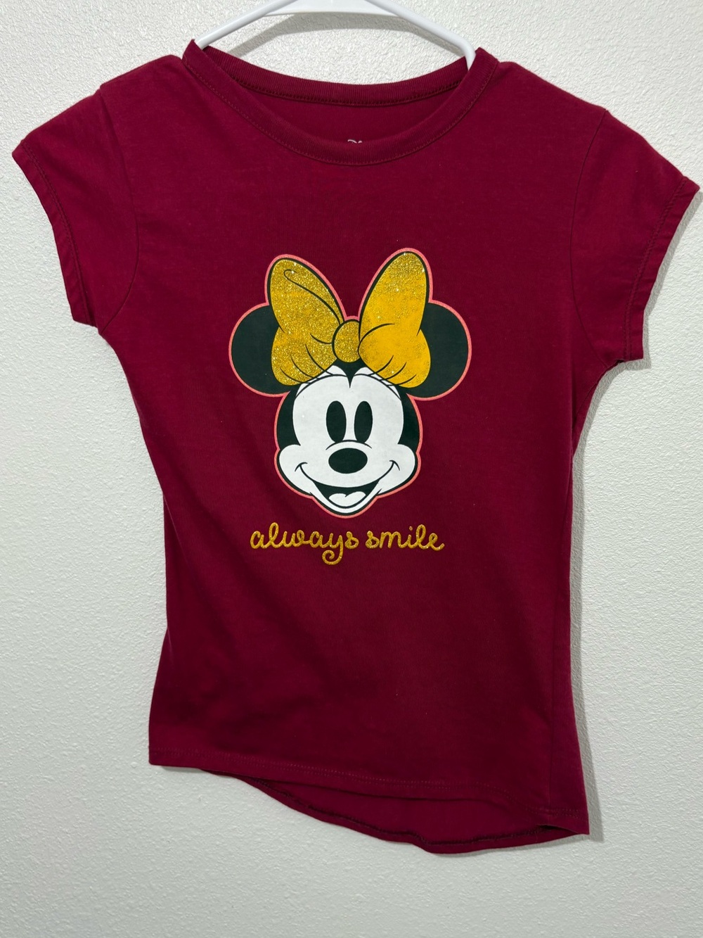 DISNEY Girls Burgundy T-shirt Minnie Mouse "Always Smile" Graphic Size m 10/12